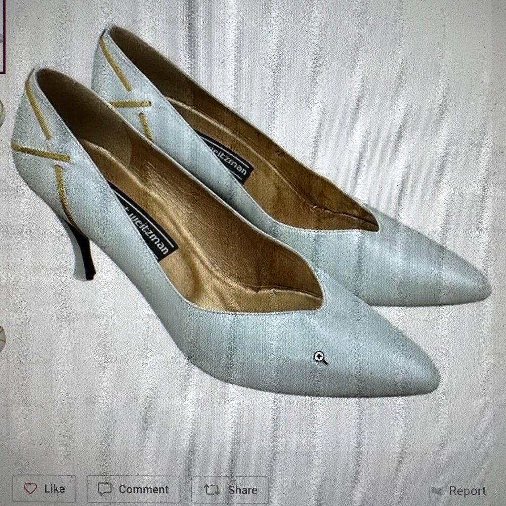 Stuart Weitzman Gold and White Leather Pumps, 8W